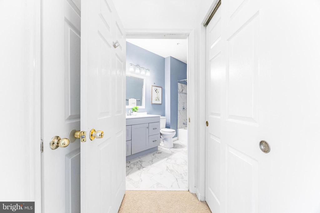 3523 PINEY WOODS PLACE G203