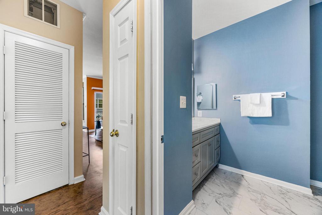 3523 PINEY WOODS PLACE G203