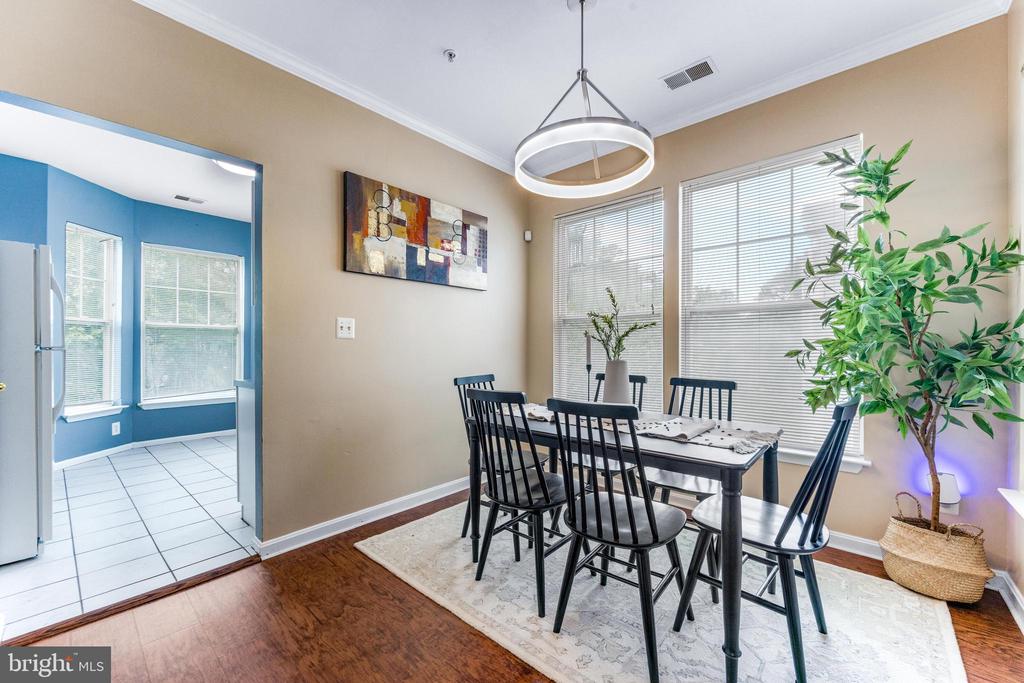 3523 PINEY WOODS PLACE G203
