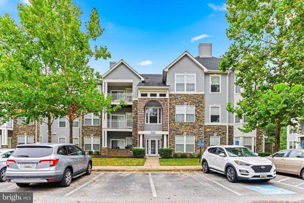 3523 PINEY WOODS PLACE G203