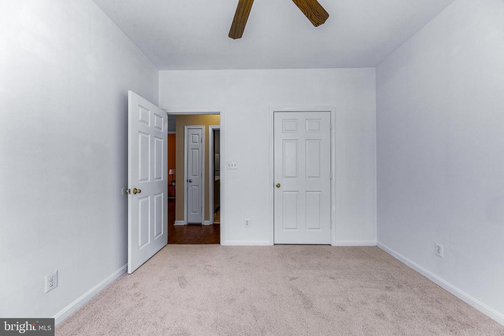 3523 PINEY WOODS PLACE G203