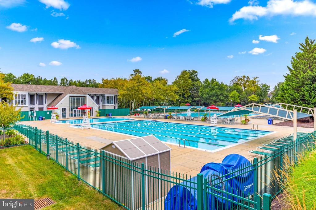3523 PINEY WOODS PLACE G203