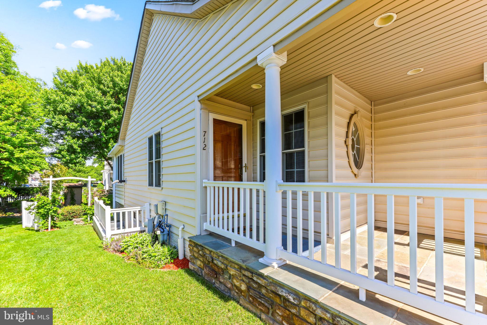 712 PARTRIDGE LANE