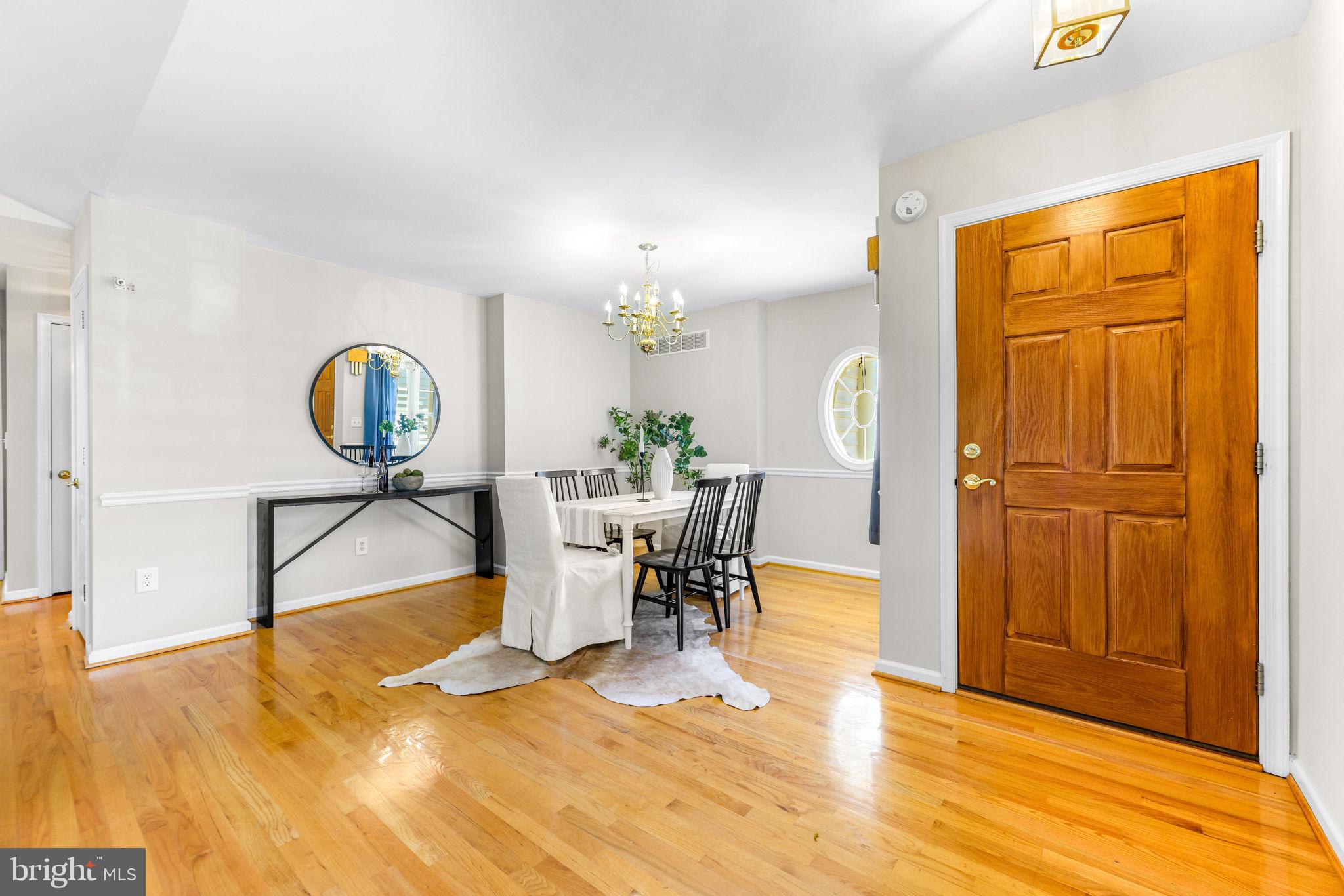 712 PARTRIDGE LANE
