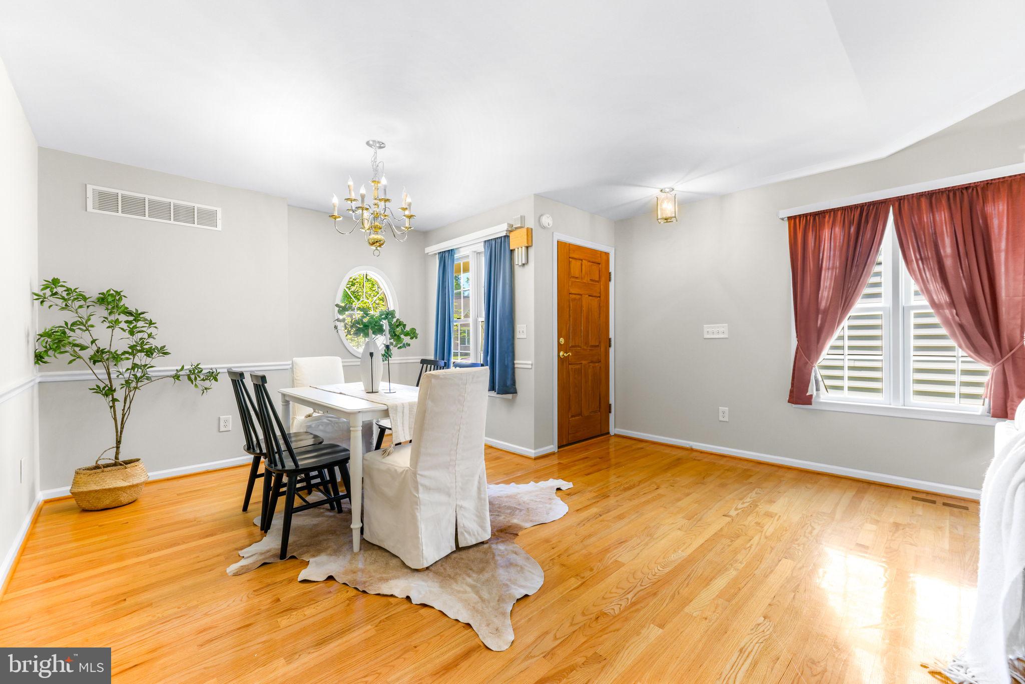 712 PARTRIDGE LANE