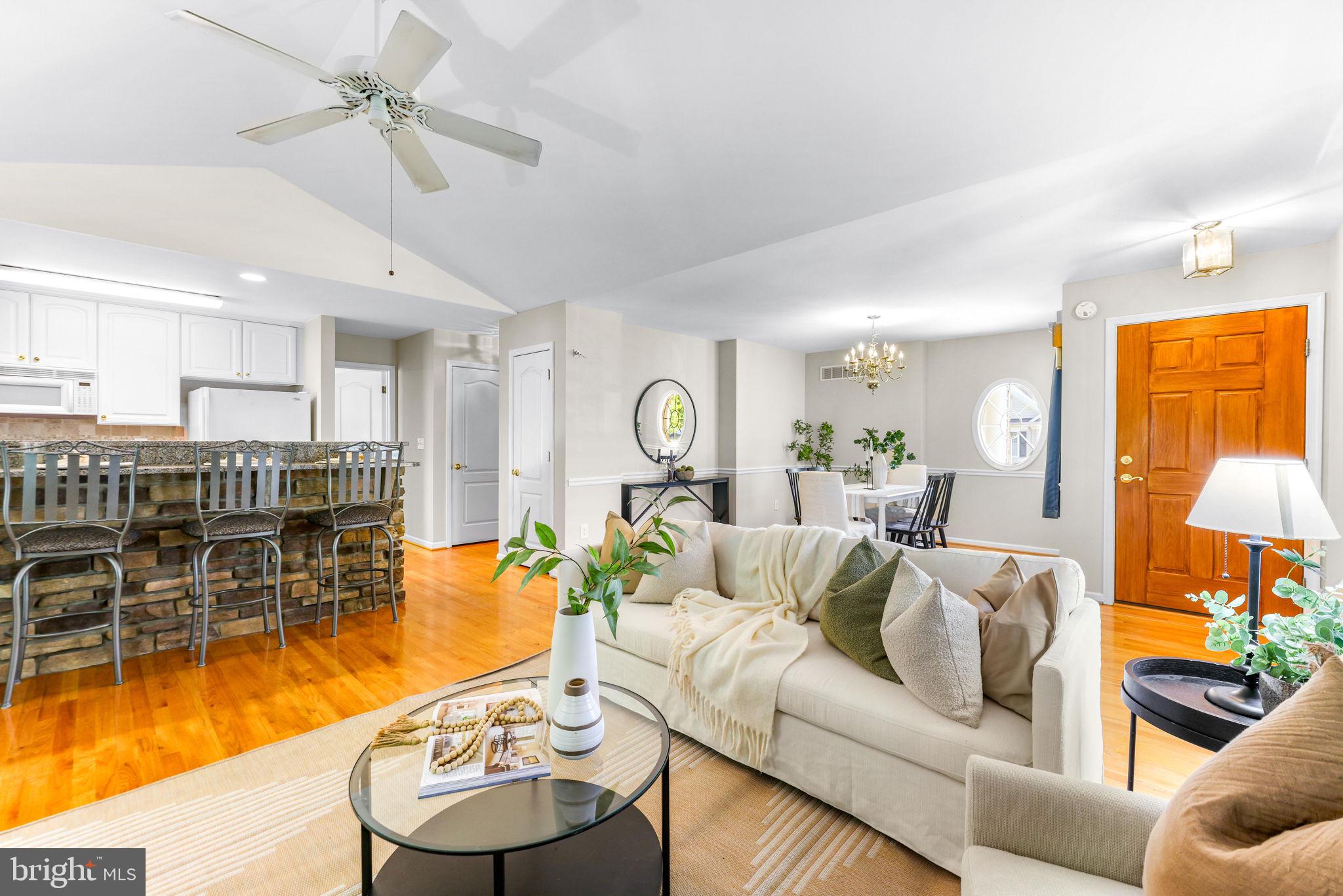 712 PARTRIDGE LANE