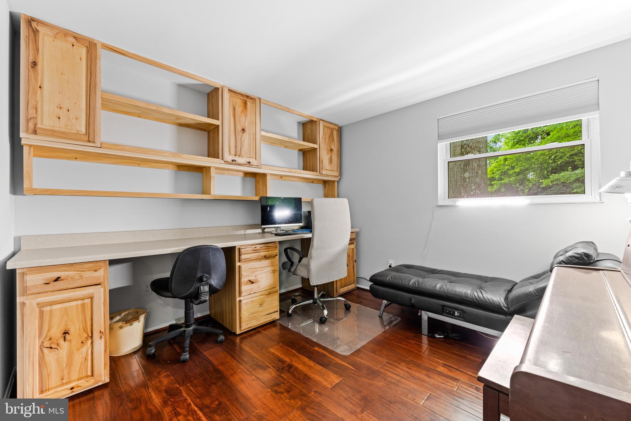 16 JACOB LEE COURT