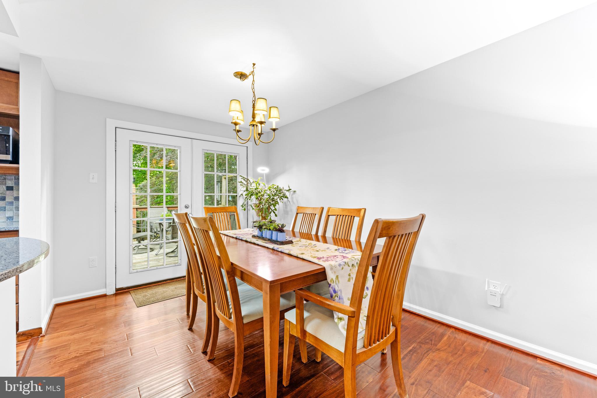 16 JACOB LEE COURT