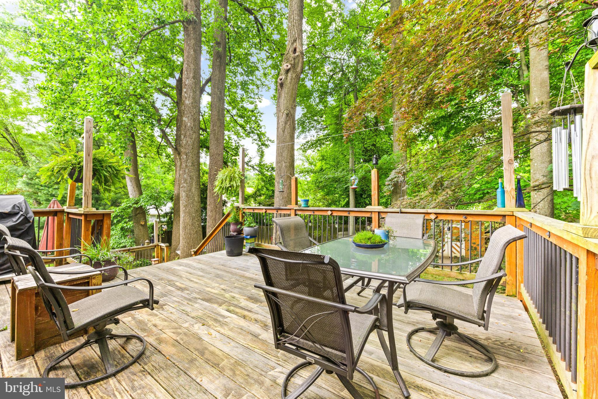 16 JACOB LEE COURT