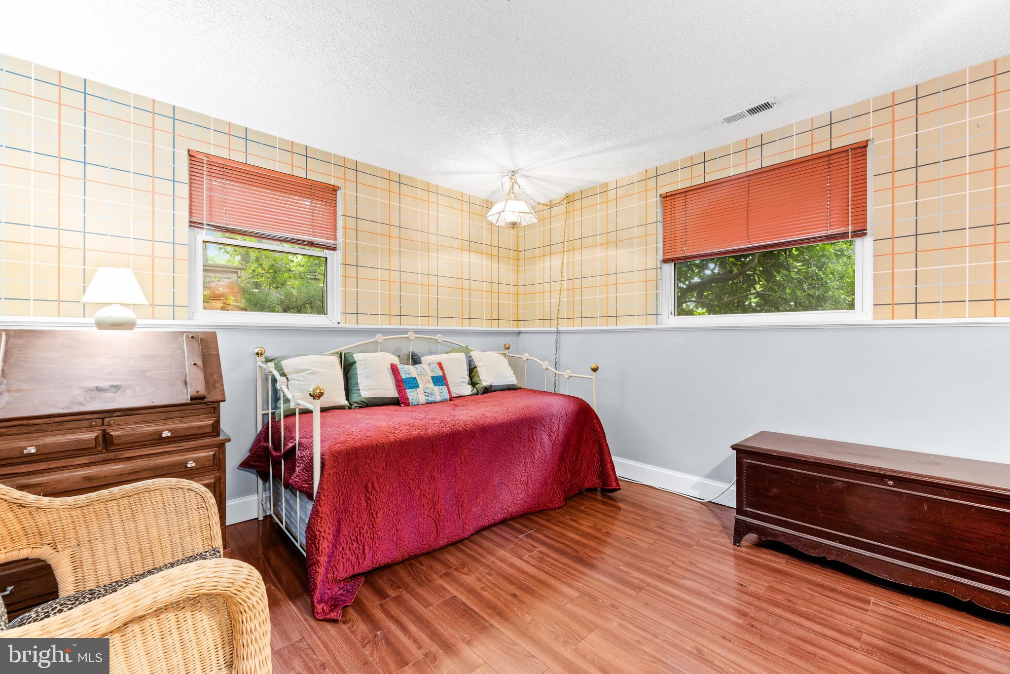 16 JACOB LEE COURT