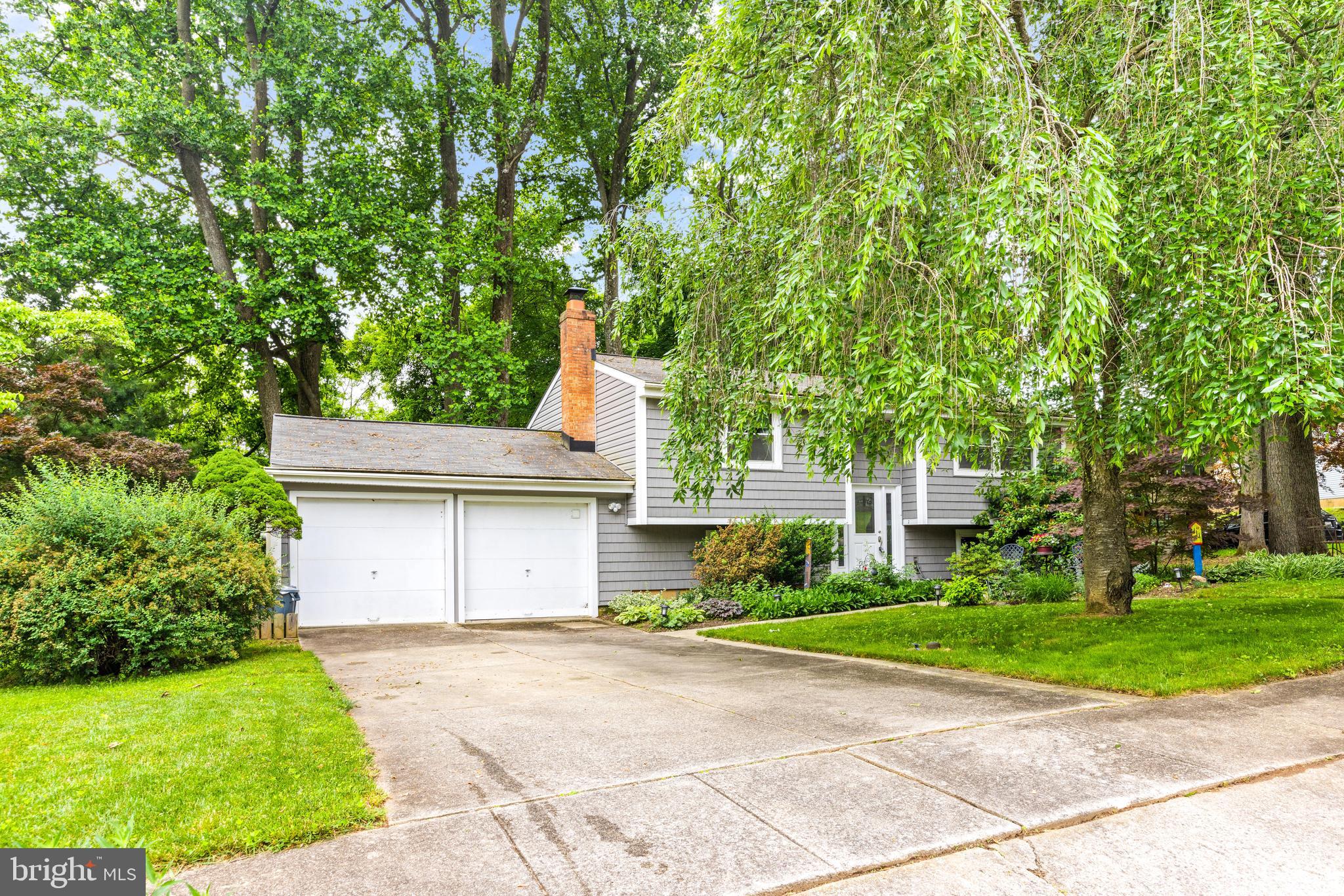 16 JACOB LEE COURT