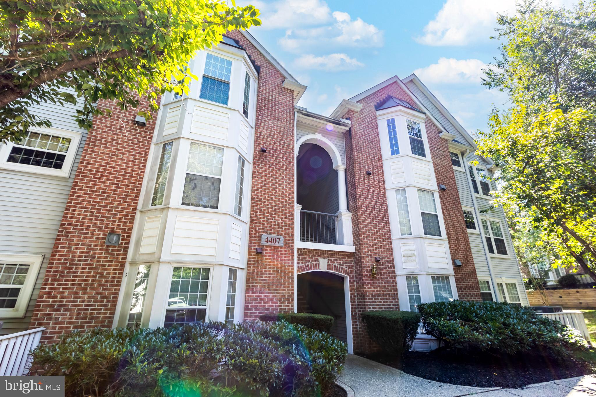 4407 SILVERBROOK LANE C104