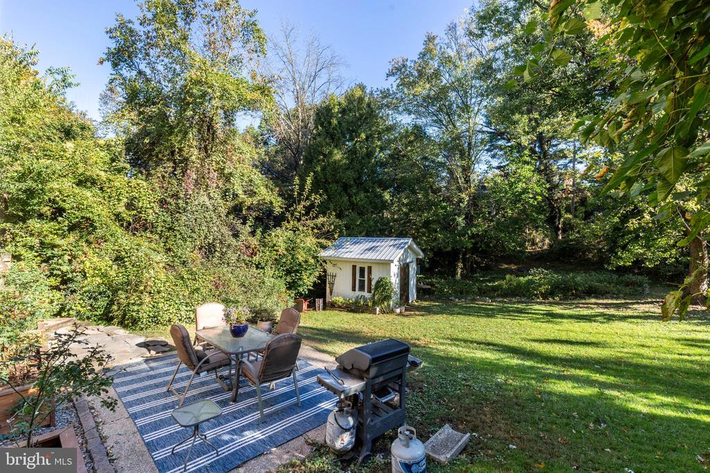 6633 LOCH HILL