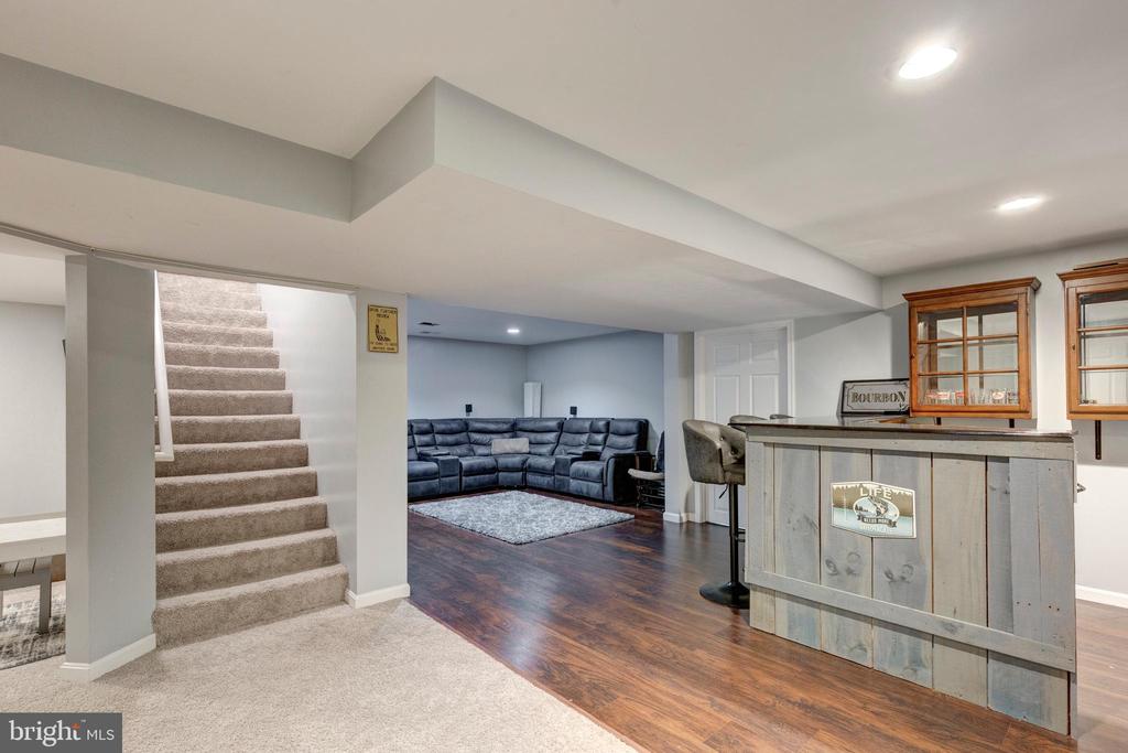 1215 MOUNT CARMEL ROAD