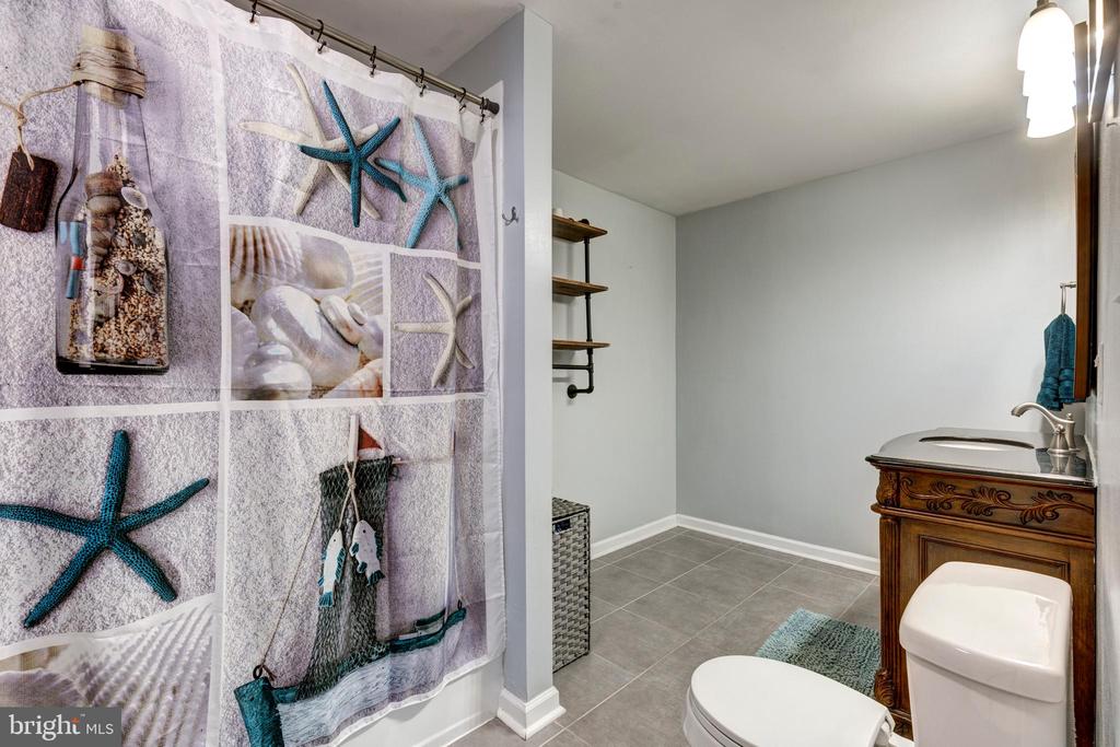 1215 MOUNT CARMEL ROAD