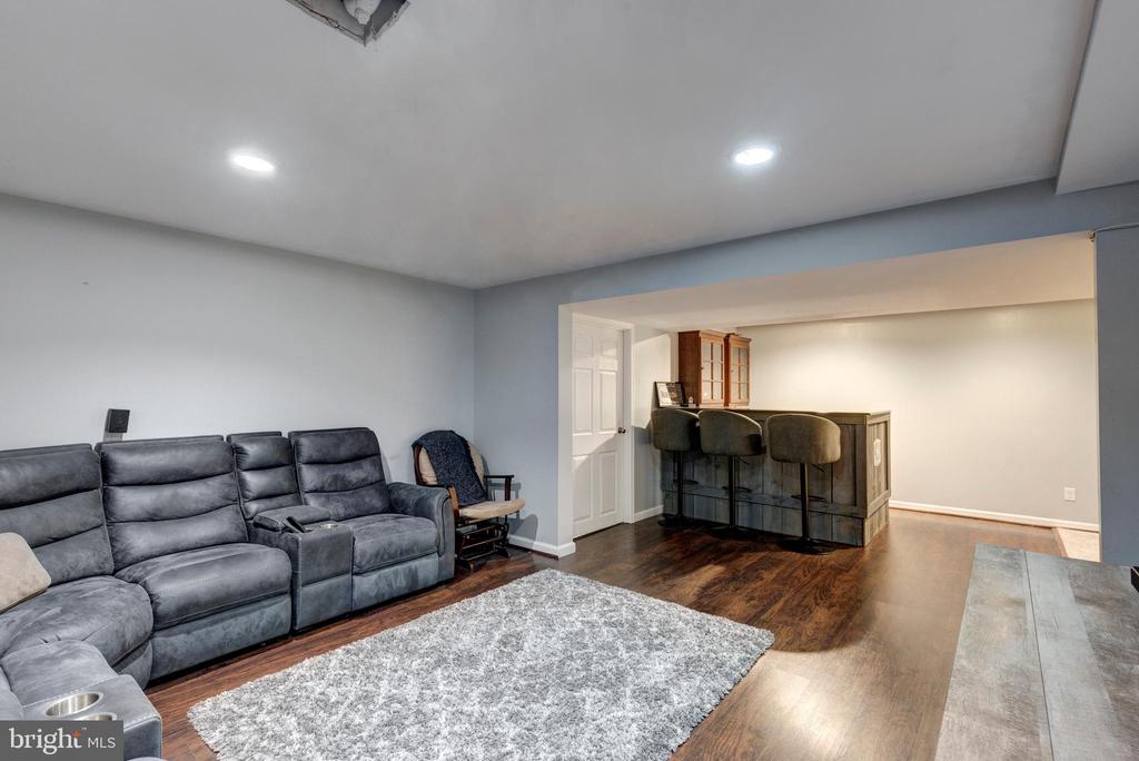 1215 MOUNT CARMEL ROAD