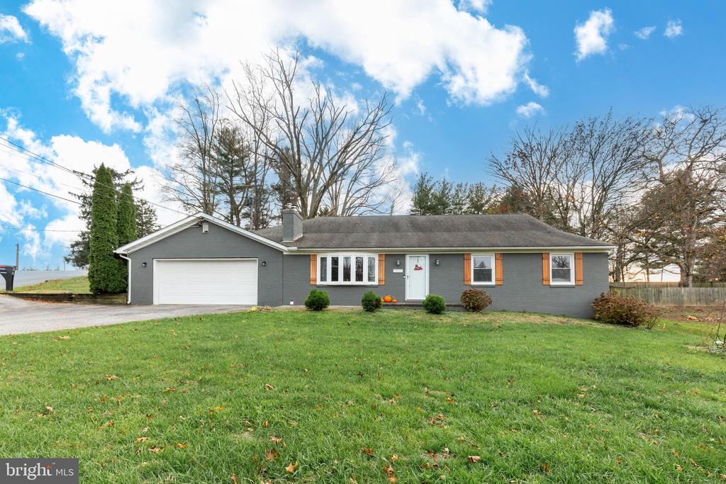 1215 MOUNT CARMEL ROAD