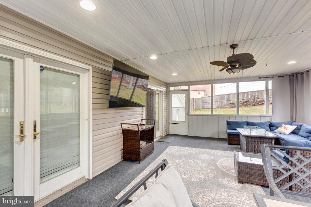 1215 MOUNT CARMEL ROAD