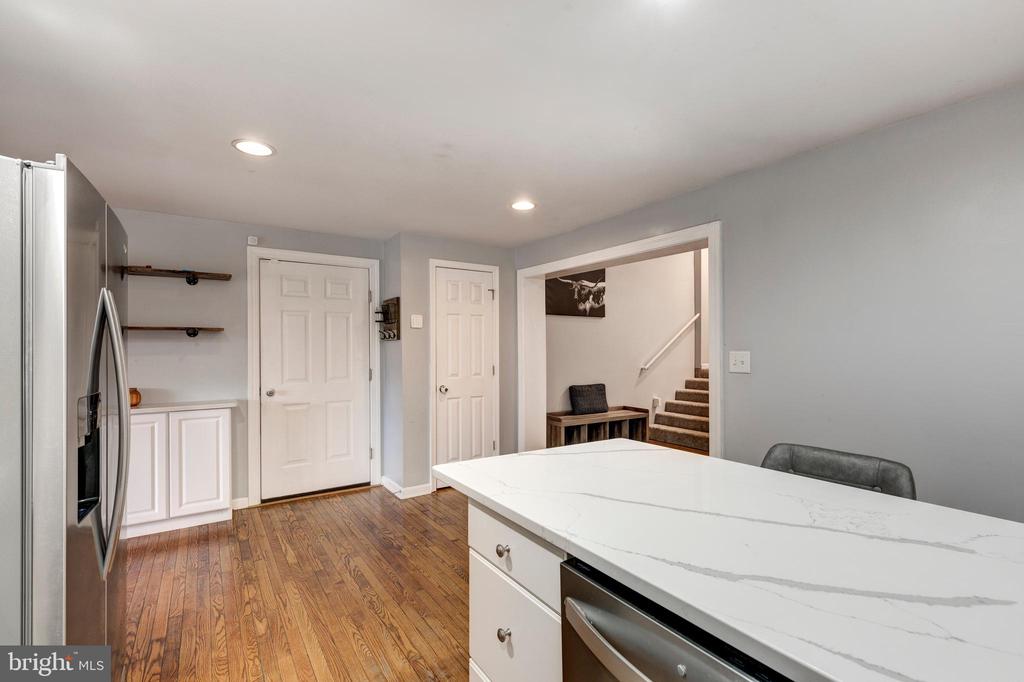 1215 MOUNT CARMEL ROAD
