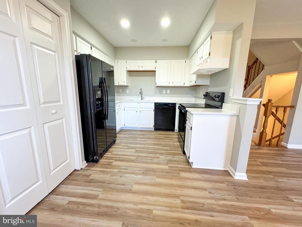 15 WENSLEY DALE COURT