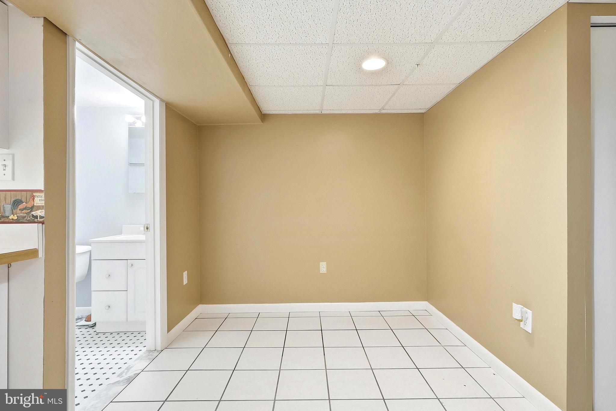 2426 PLAINFIELD ROAD