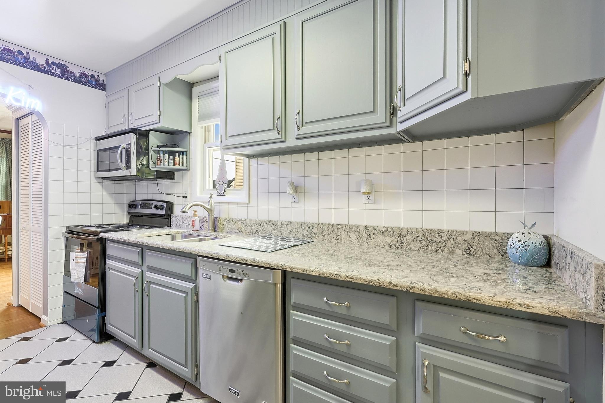 2426 PLAINFIELD ROAD