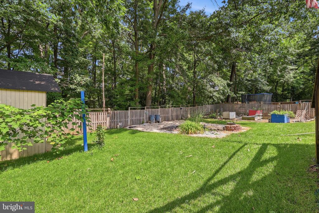 12 BEEFWOOD COURT