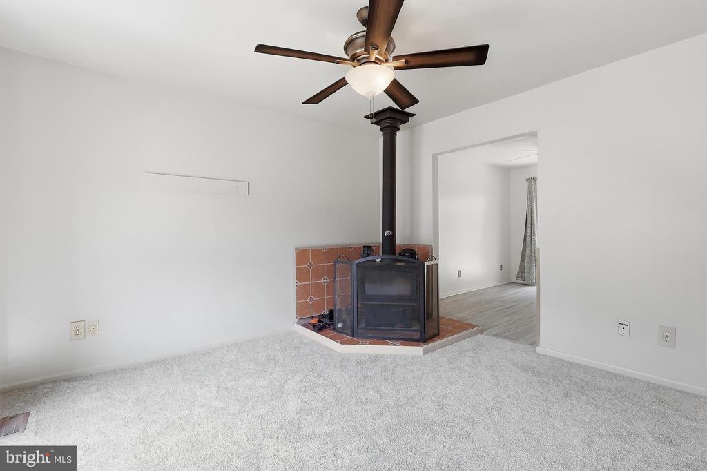 12 BEEFWOOD COURT