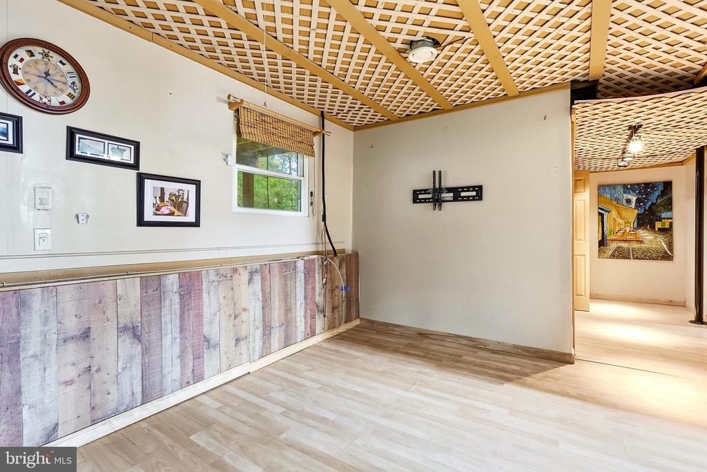 12 BEEFWOOD COURT