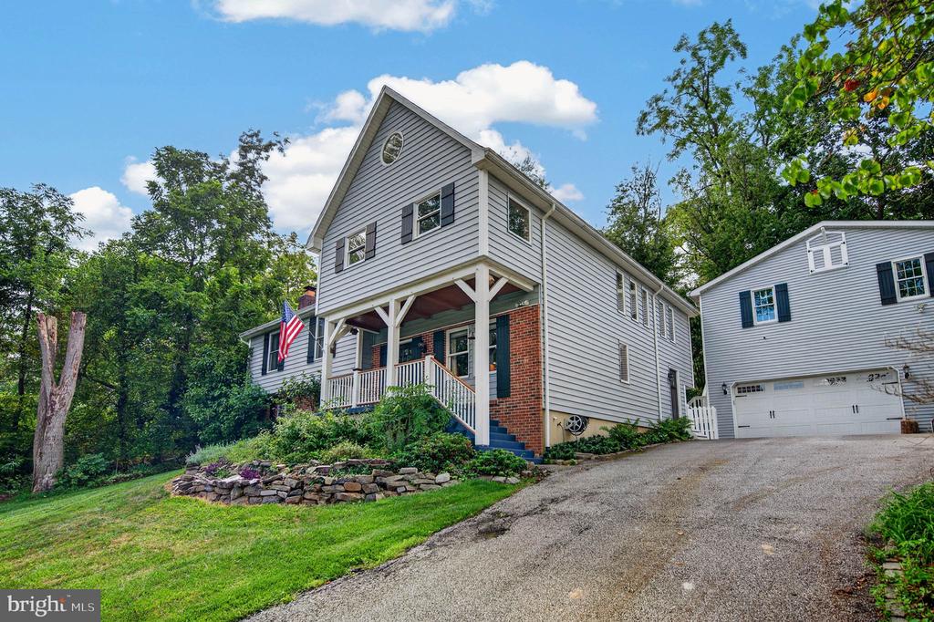 100 HILLSIDE ROAD