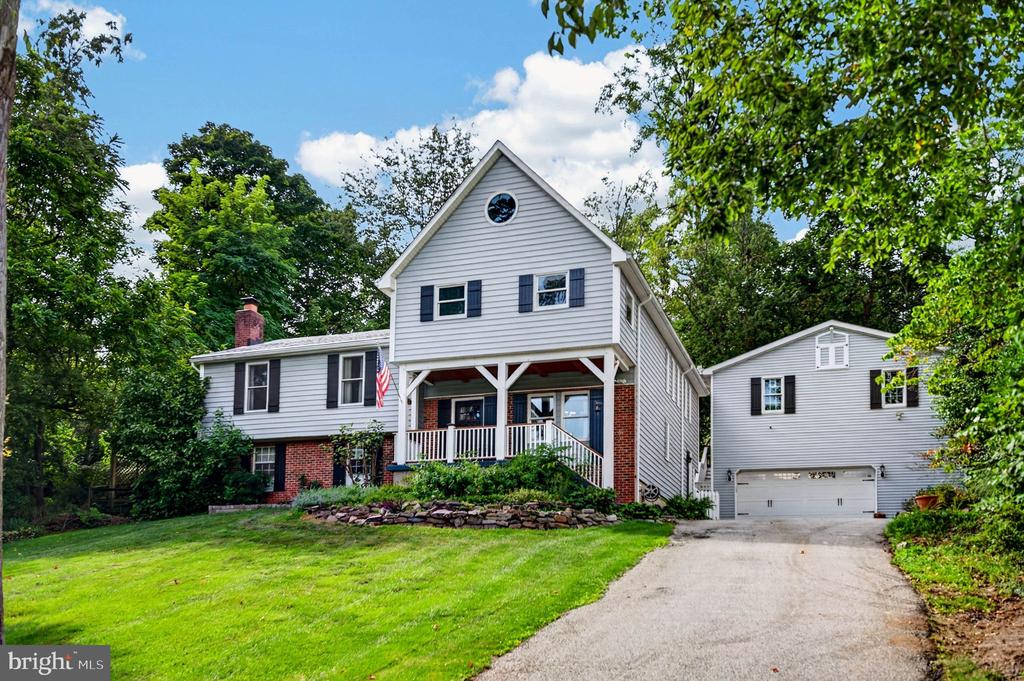 100 HILLSIDE ROAD