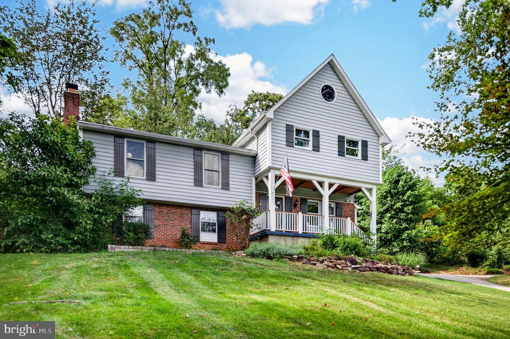 100 HILLSIDE ROAD