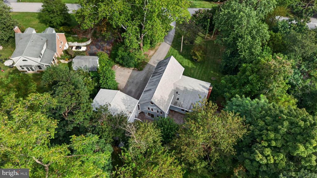 100 HILLSIDE ROAD
