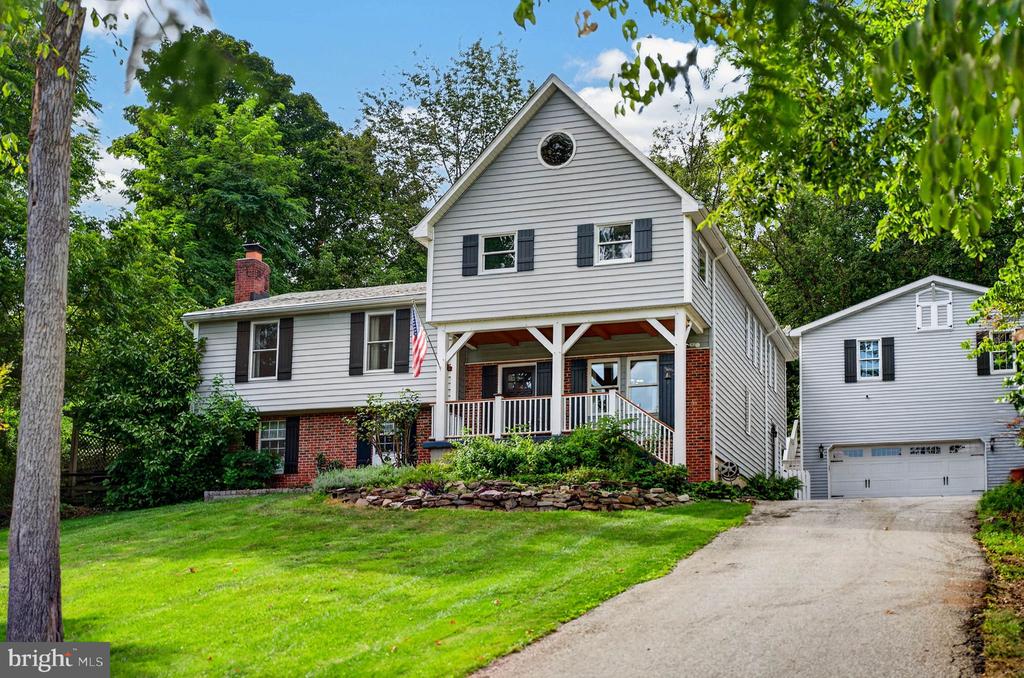 100 HILLSIDE ROAD