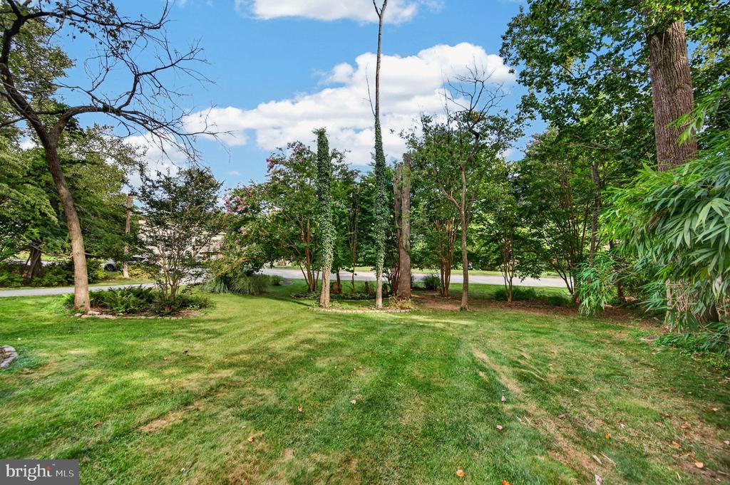 100 HILLSIDE ROAD