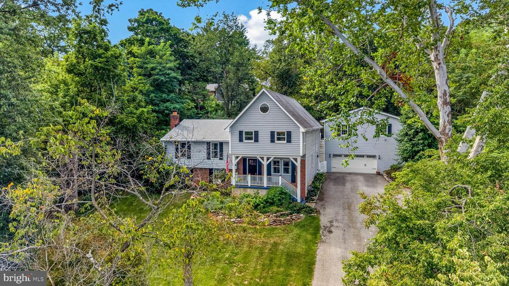 100 HILLSIDE ROAD