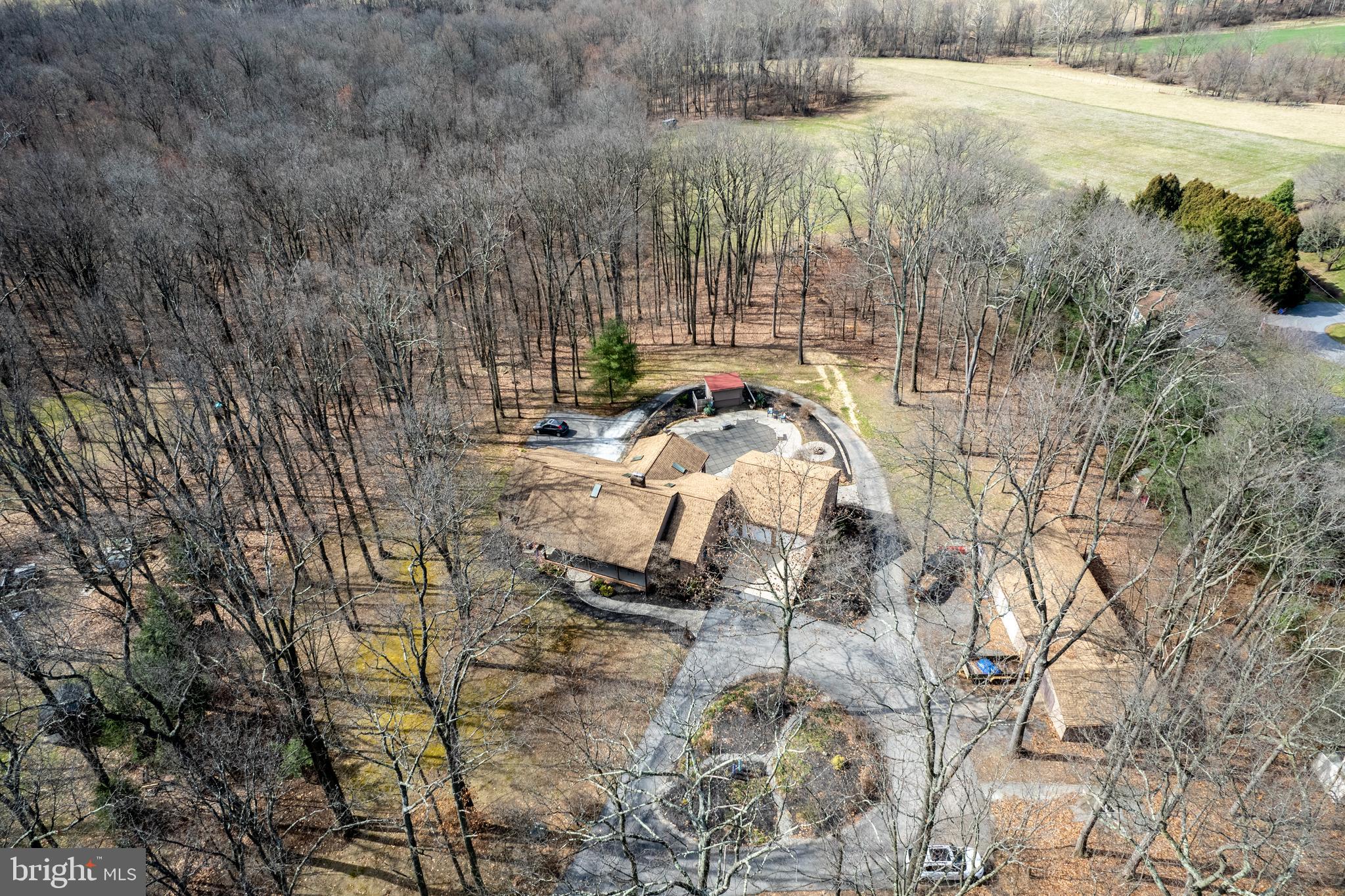 1061 HOOK ROAD