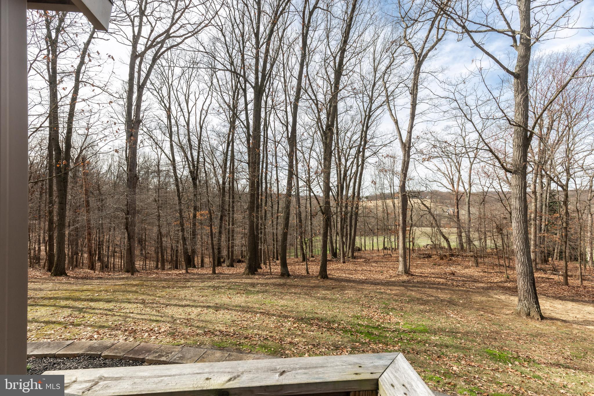 1061 HOOK ROAD