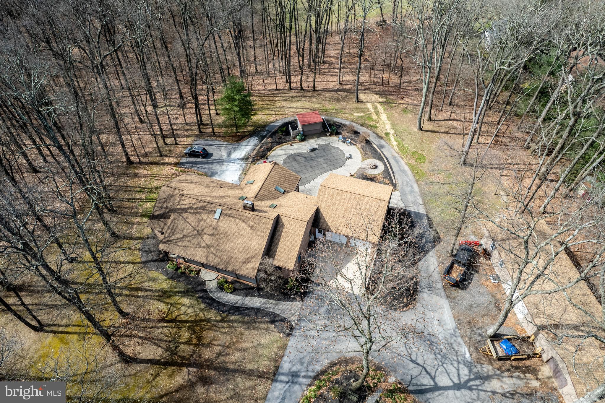 1061 HOOK ROAD
