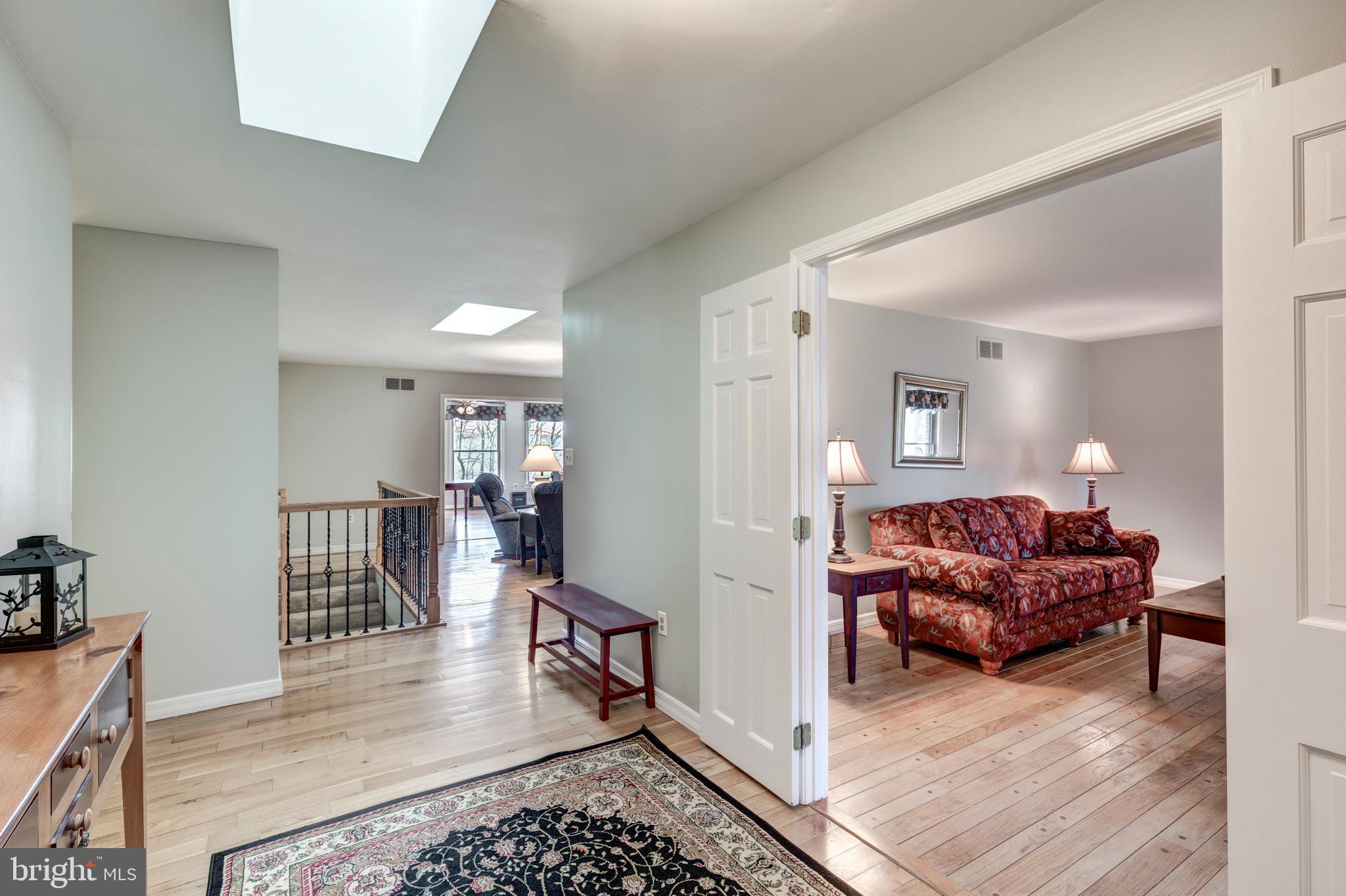1061 HOOK ROAD