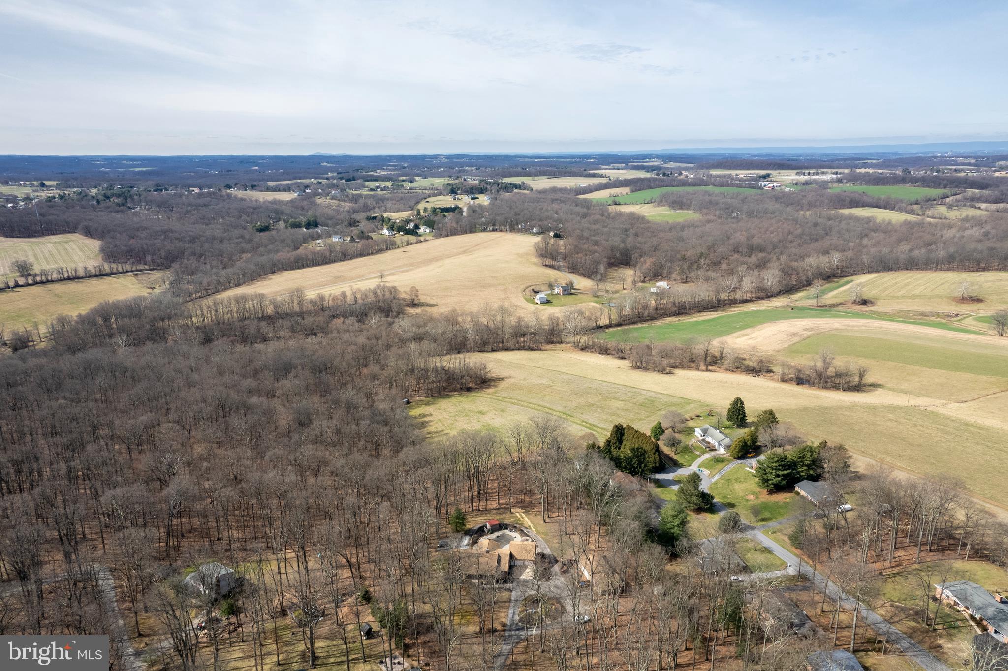 1061 HOOK ROAD