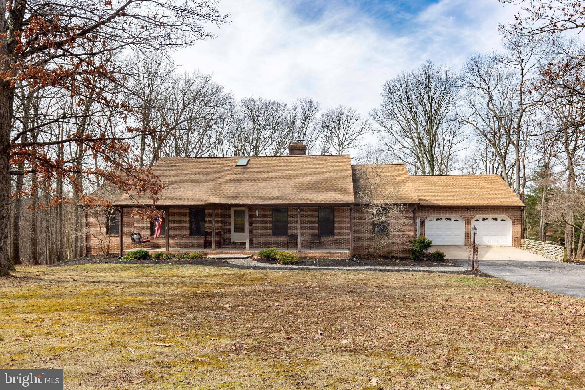 1061 HOOK ROAD