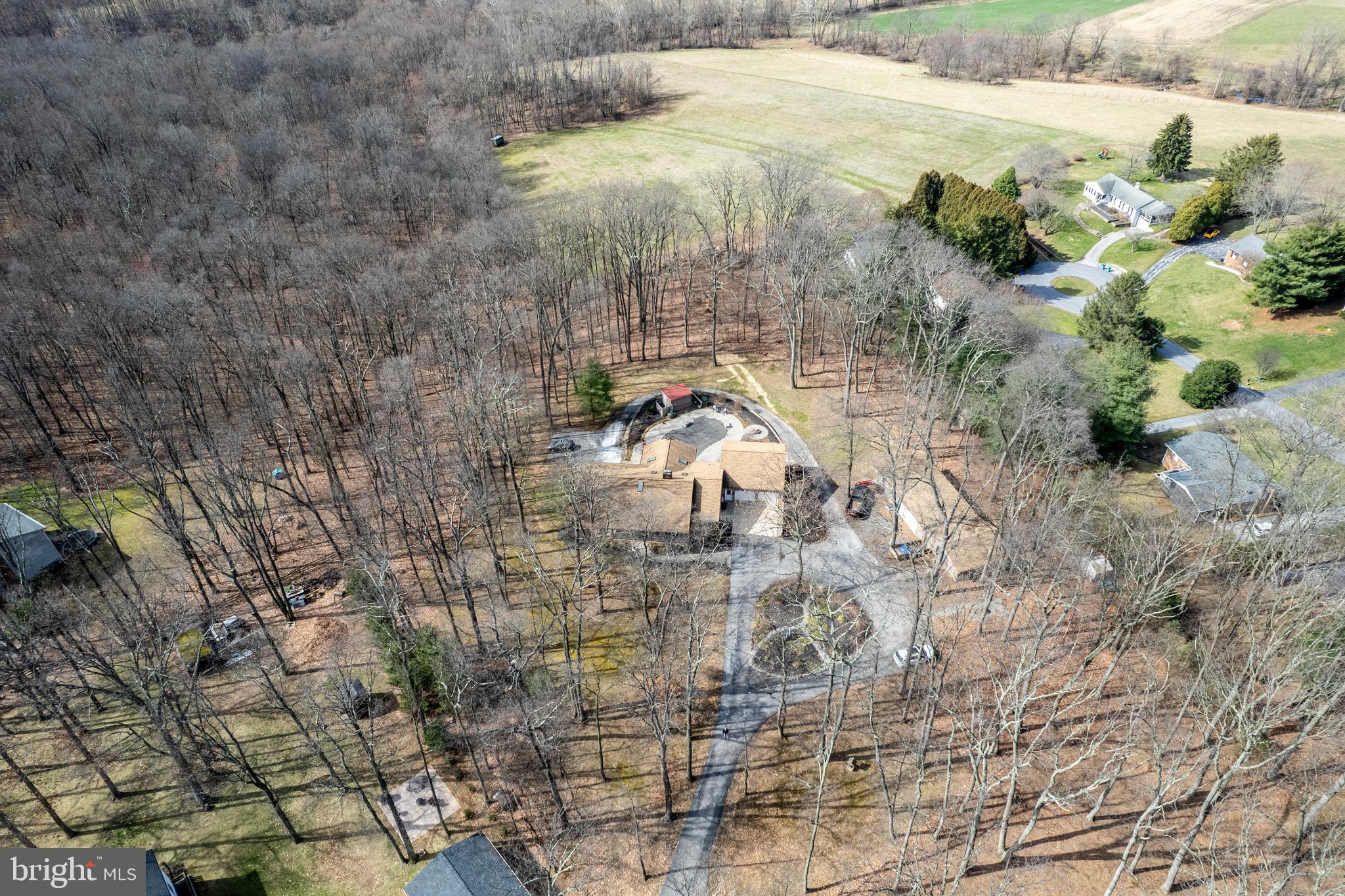 1061 HOOK ROAD