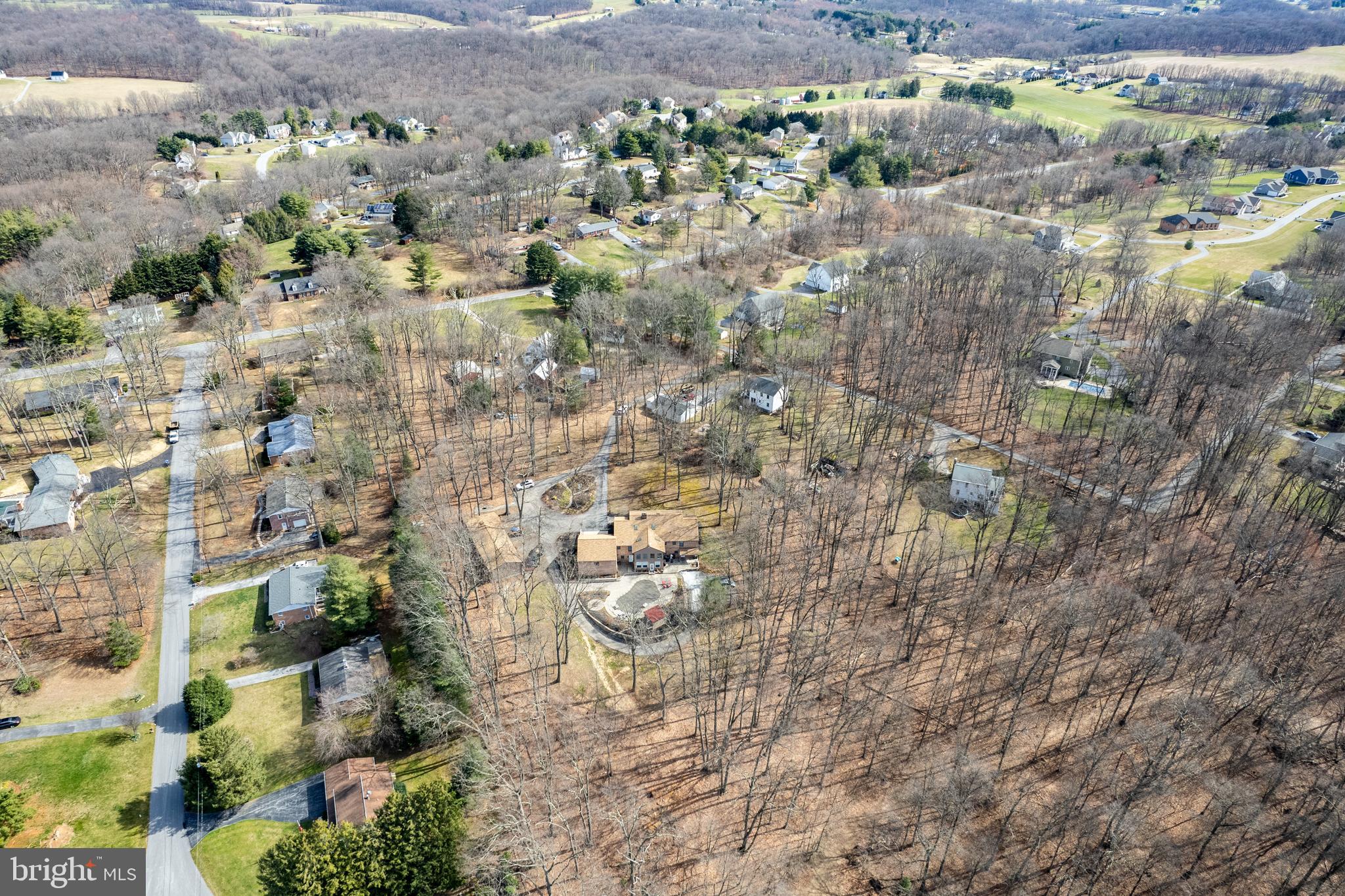 1061 HOOK ROAD