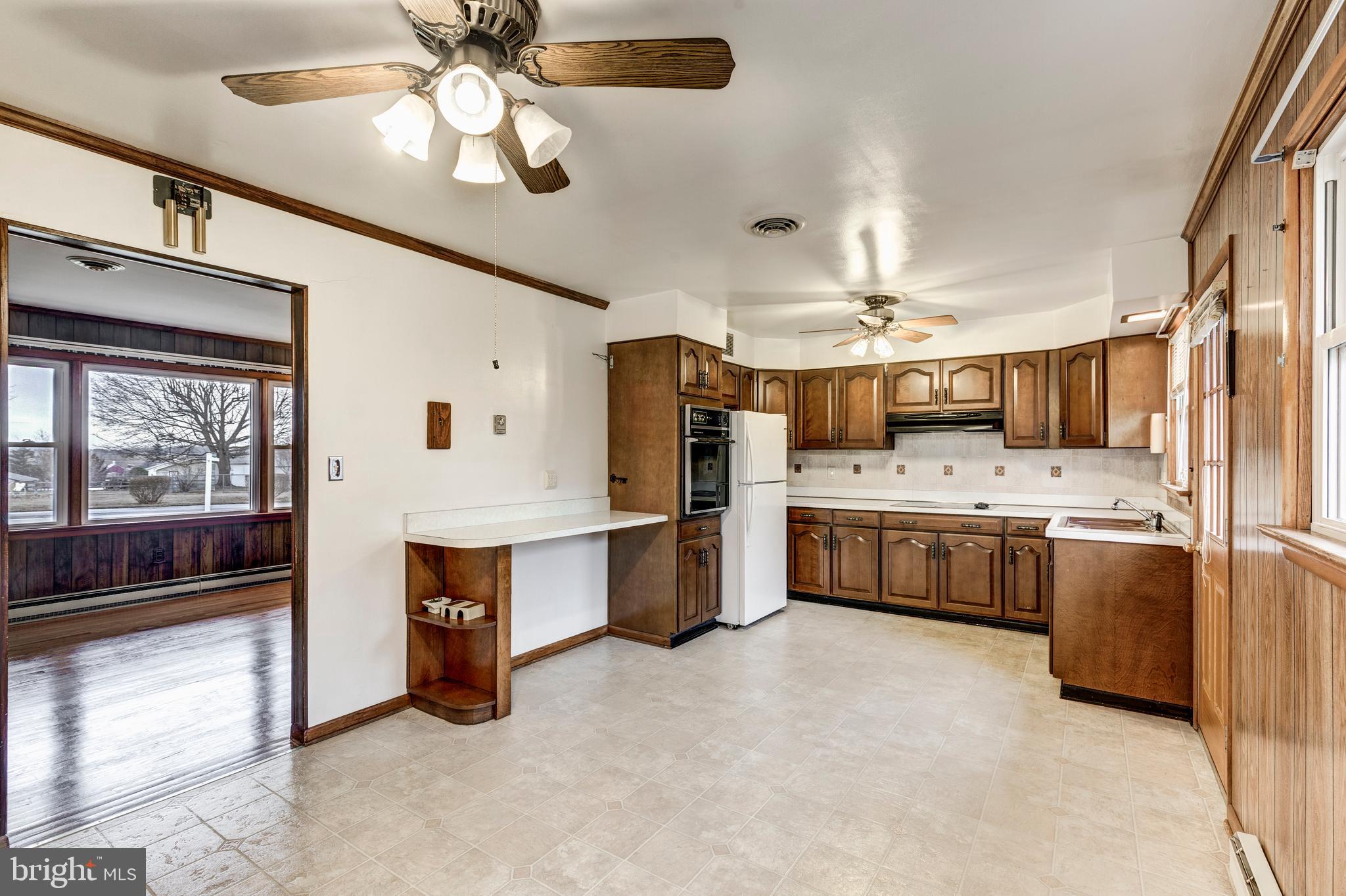 3016 WERTZ AVENUE