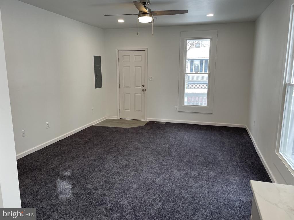 3270 MAIN STREET