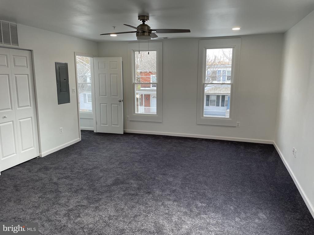 3270 MAIN STREET