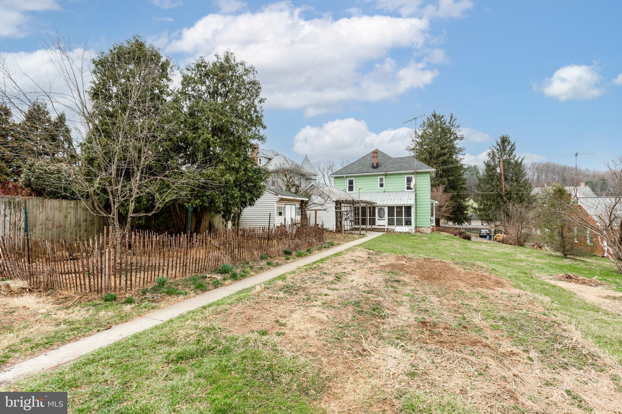 4211 MAIN STREET