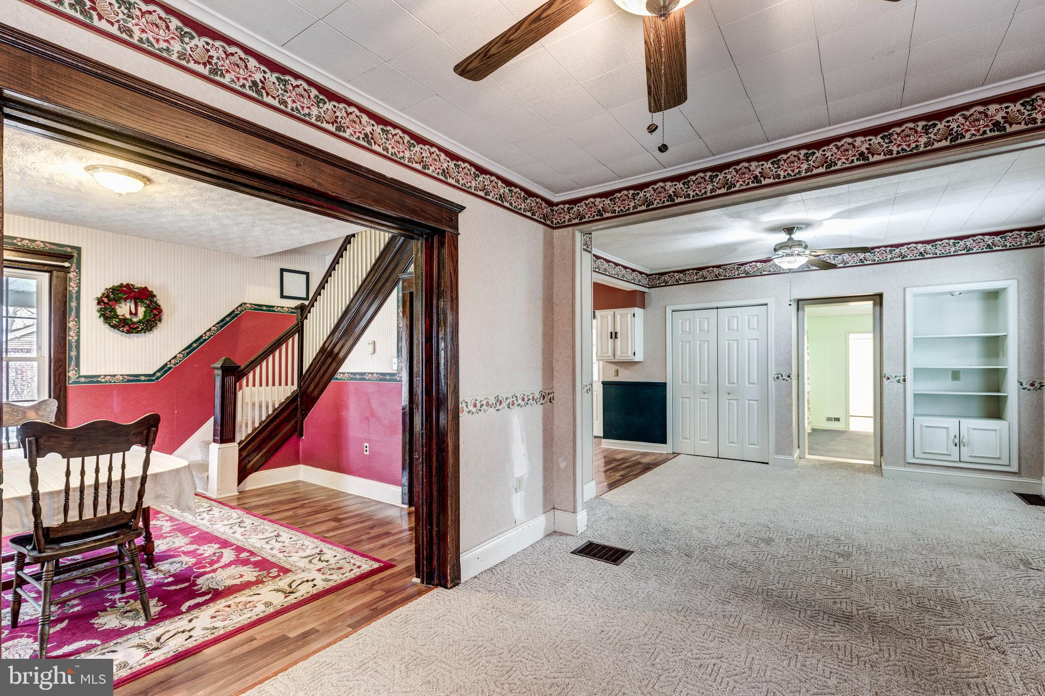 4211 MAIN STREET