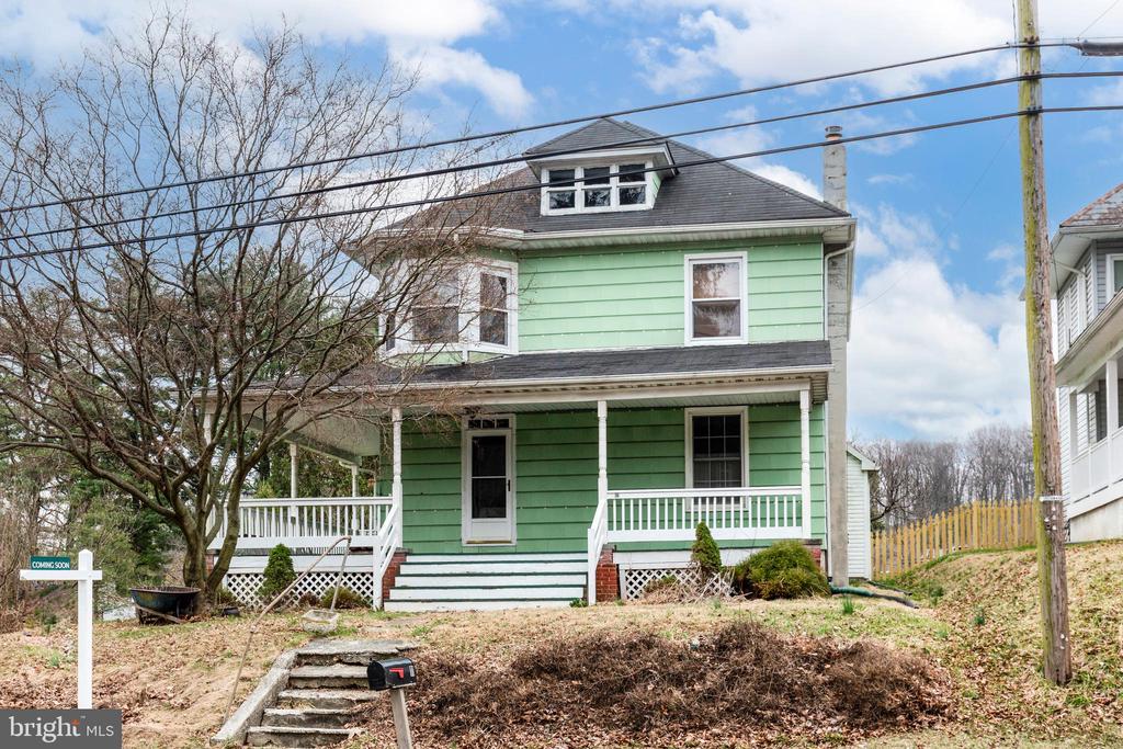 4211 MAIN STREET